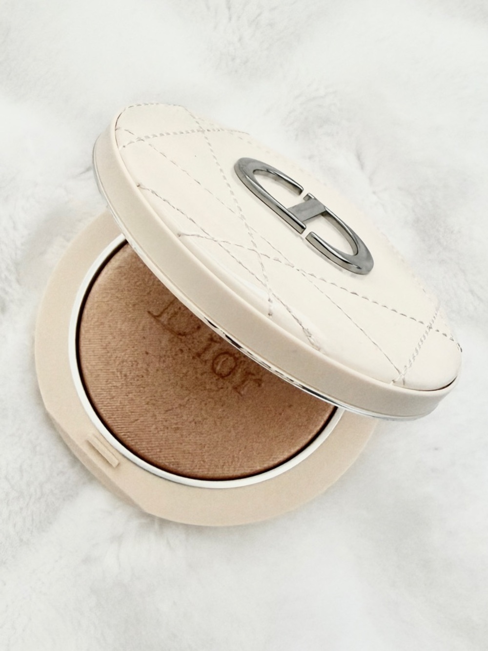 Dior Forever Couture Luminizer Highlighter 01-Nude Glow (discontinued)